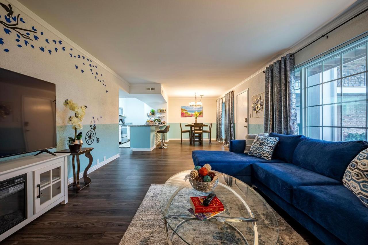 Lovely Comfort Uptown Condo For Houston Trip. Exteriör bild